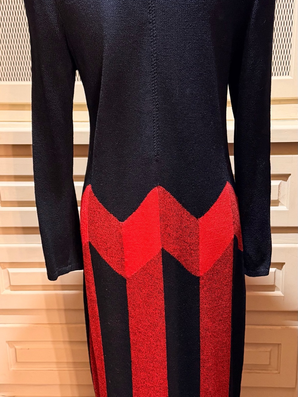 Vintage St. John Knits Black Red Chevron Geometric Dress - Picture 2 of 4